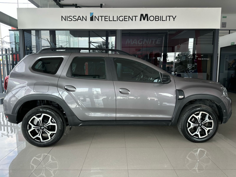 Renault Duster  5 pts. Iconic, 1.3T, TA, a/ac. Aut., botón encend., RA-17 2024